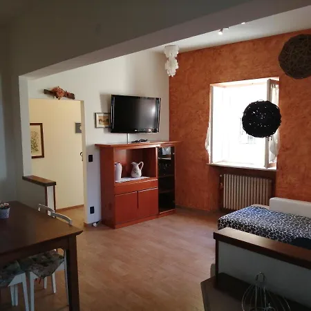 Casa Nicole アパート